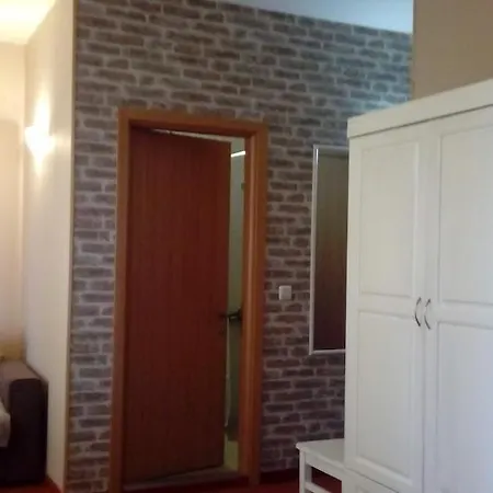 Studio 202, Near Lift *